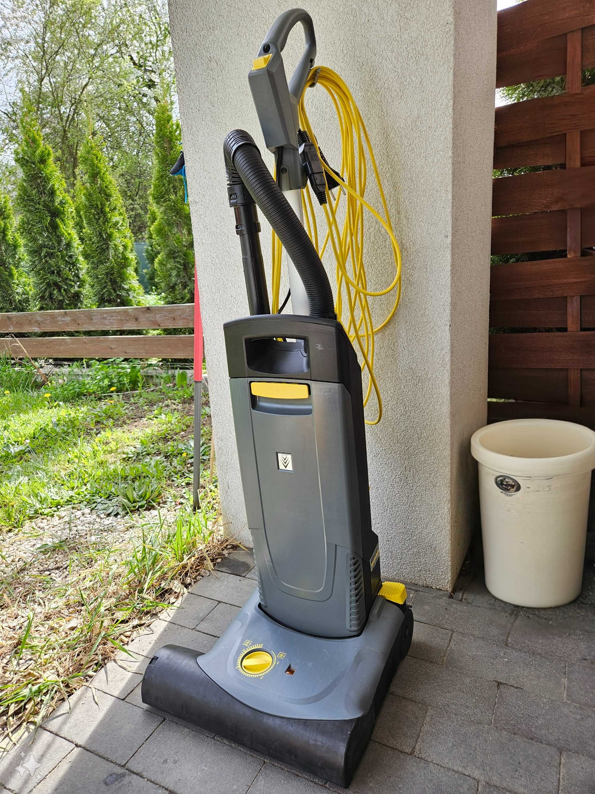 Odkurzacz kolumnowy Karcher CV 38/2