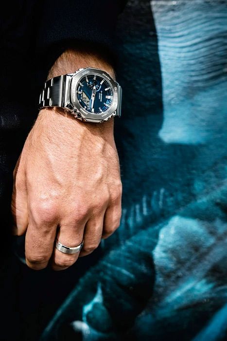Часы Casio GM-2110D-2B ! Оригинал! Фирменная гарантия 2 года!