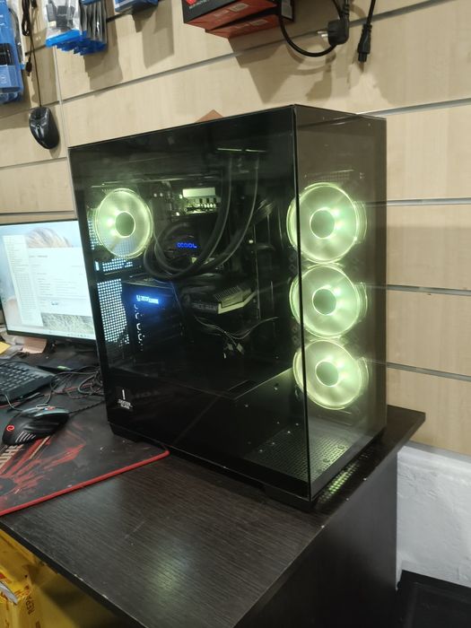Komputer Gamingowy Ryzen 7 9800X3D,RTX 5070,32 GB,SSD,Win 11,USDT
