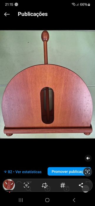 Porta-revistas em madeira