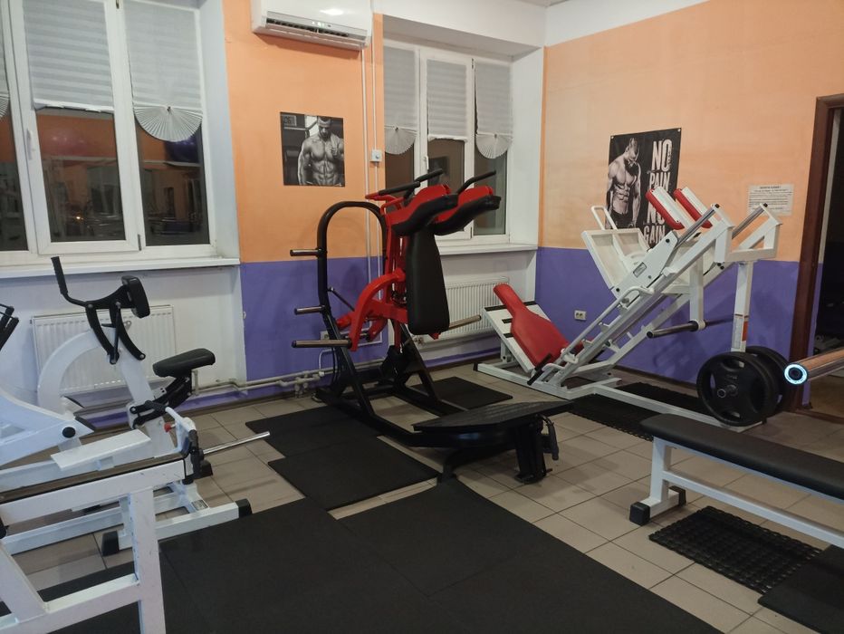 Тренажерний зал IRONFIT. Разове тренування для двох відвідувачів -200