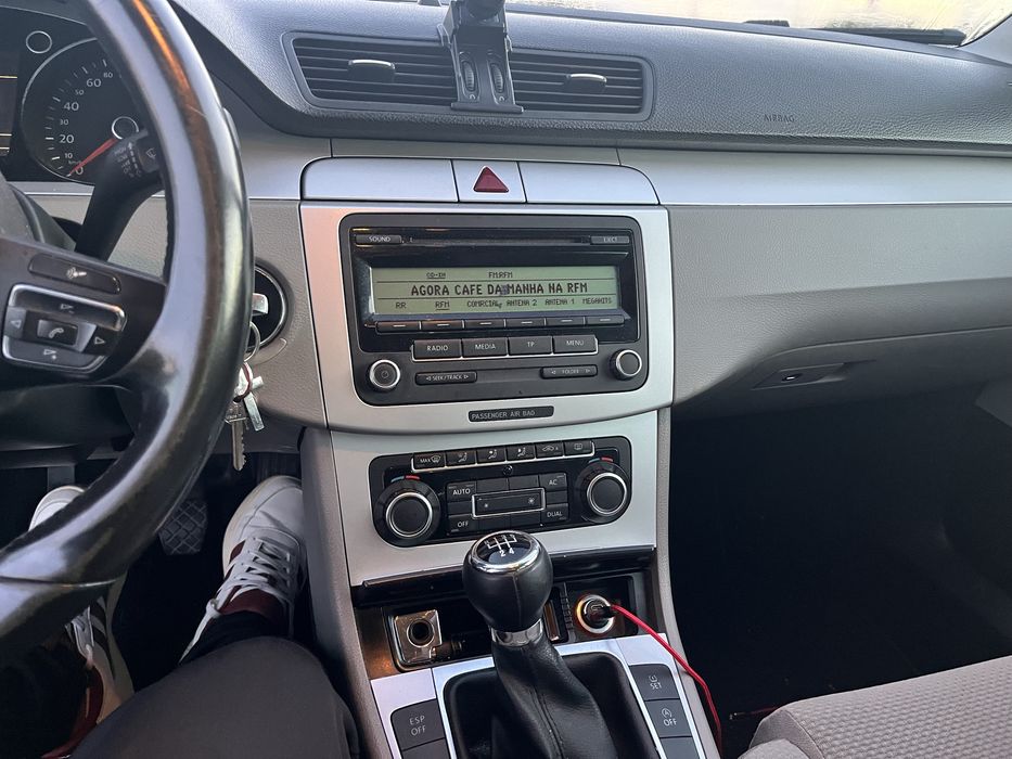 Vendo Passat B6 1.6 D