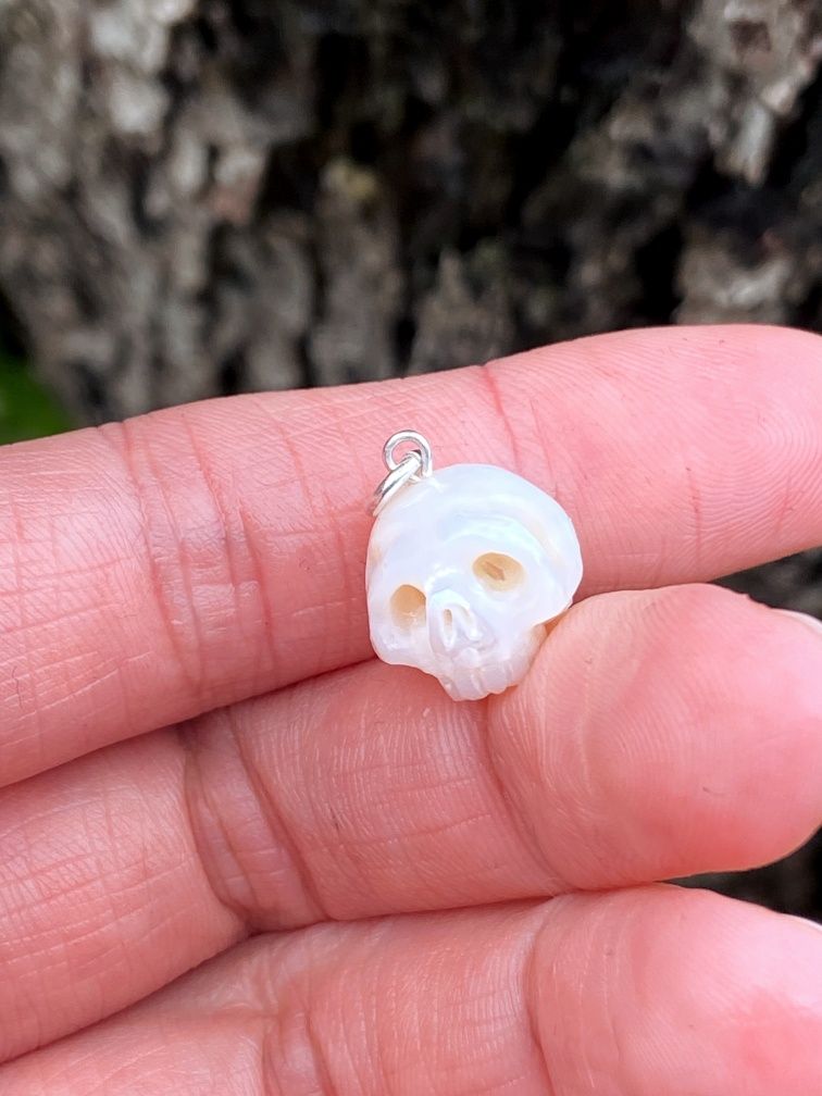 Срібний кулон череп з натуральної перлини, жемчуг