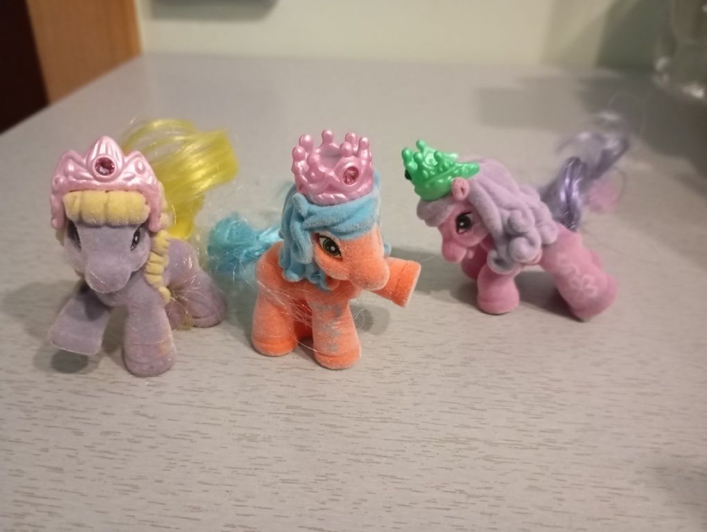 Unicórnios miniaturas