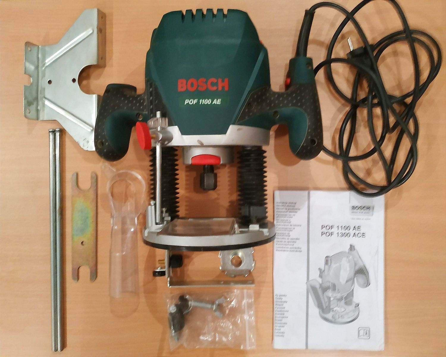 Фрезер Bosch POF 1100 AE