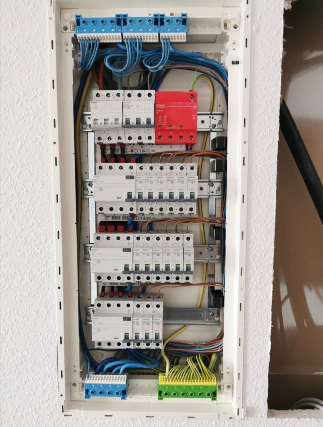 AS-Elektro, elektryk, instalacje elektryczne, usługi elektryczne
