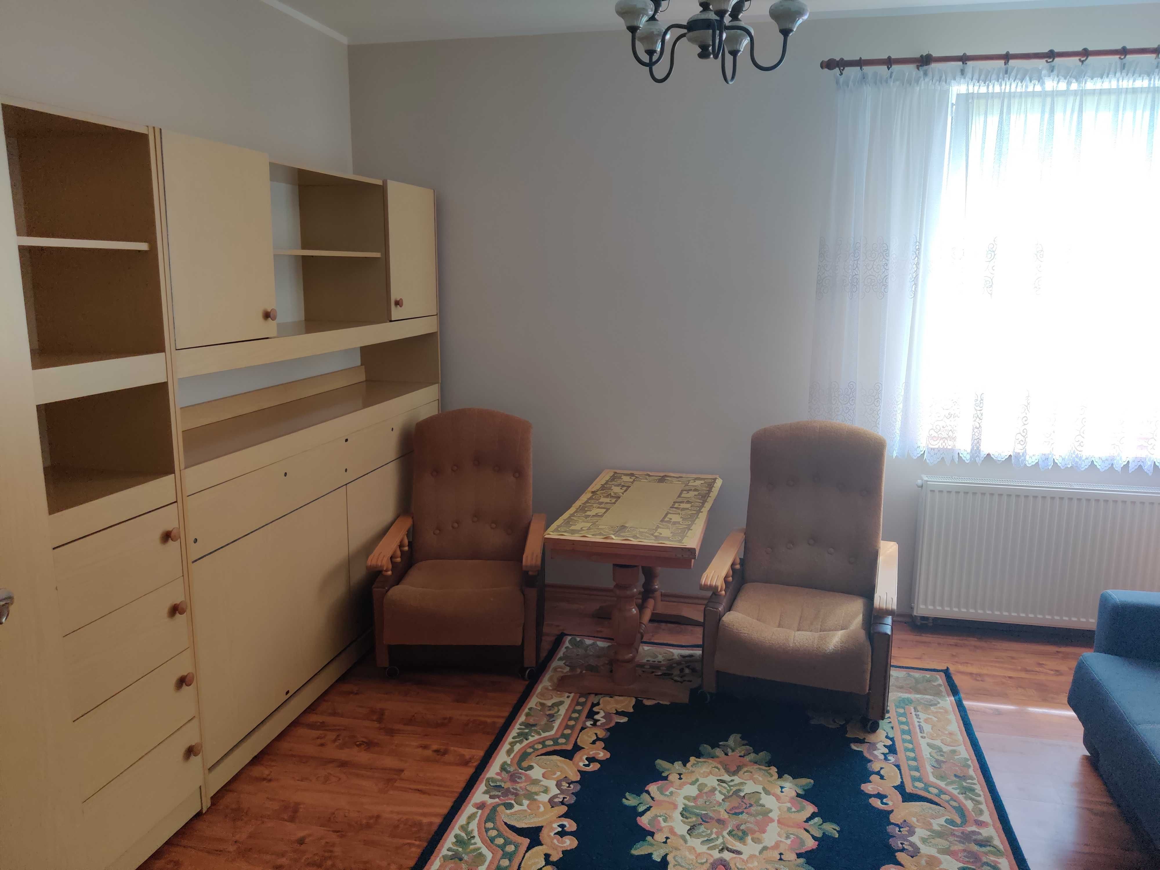 Pokój do wynajęcia. Idealne miejsce dla osób pracujących!