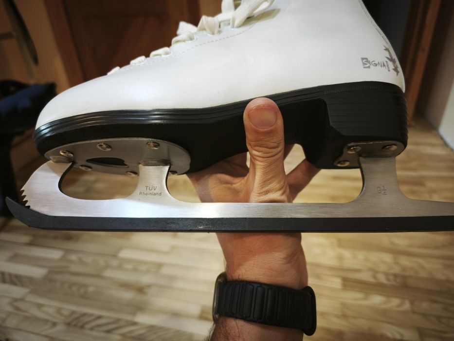 Ковзани жіночі білі 37 розмір