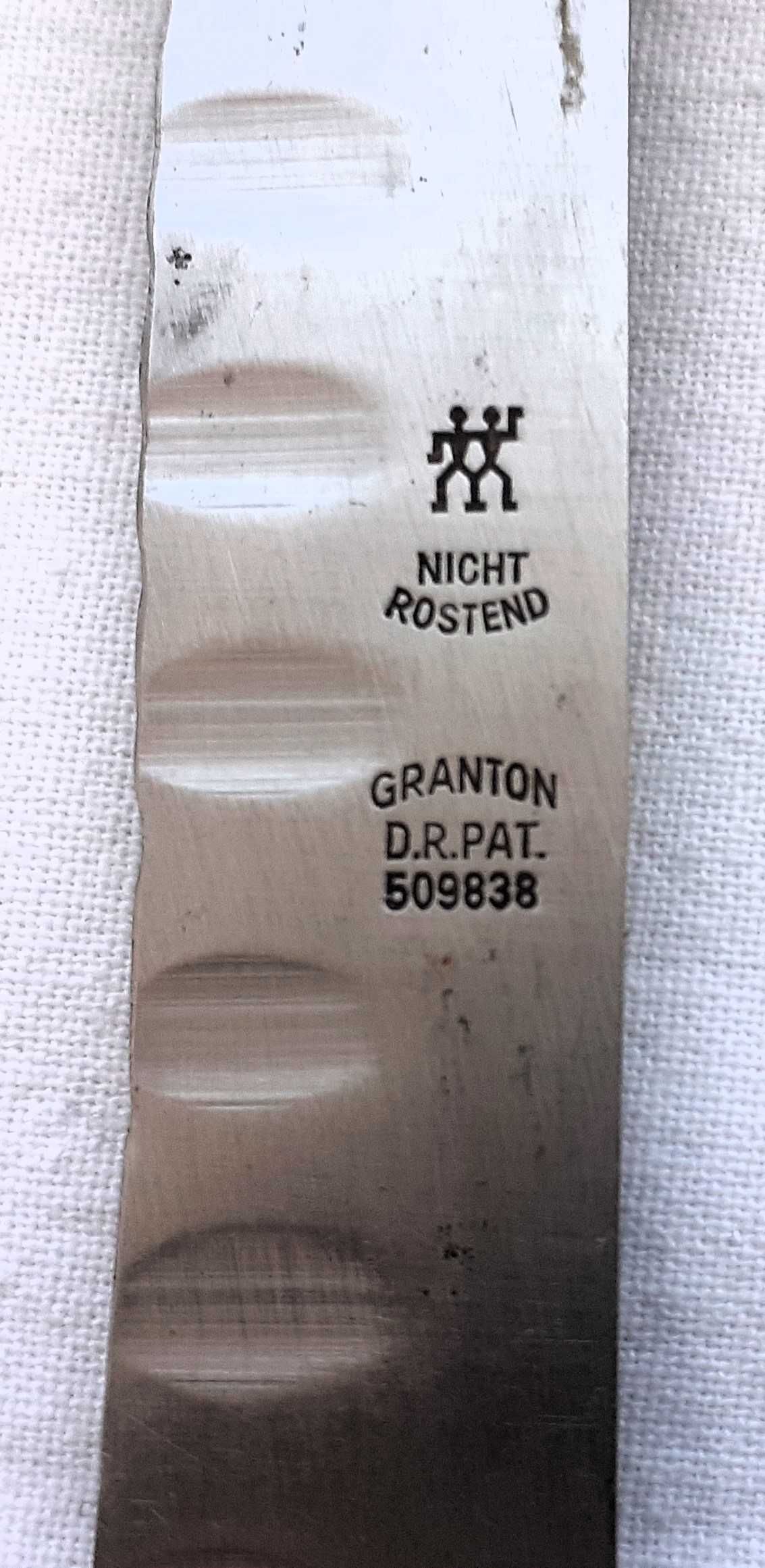 Kolekcjonerski nóż z patentem
