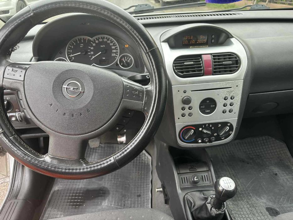Opel Corsa C 1.2 z GAZEM tania ekonomiczna  pszczółka