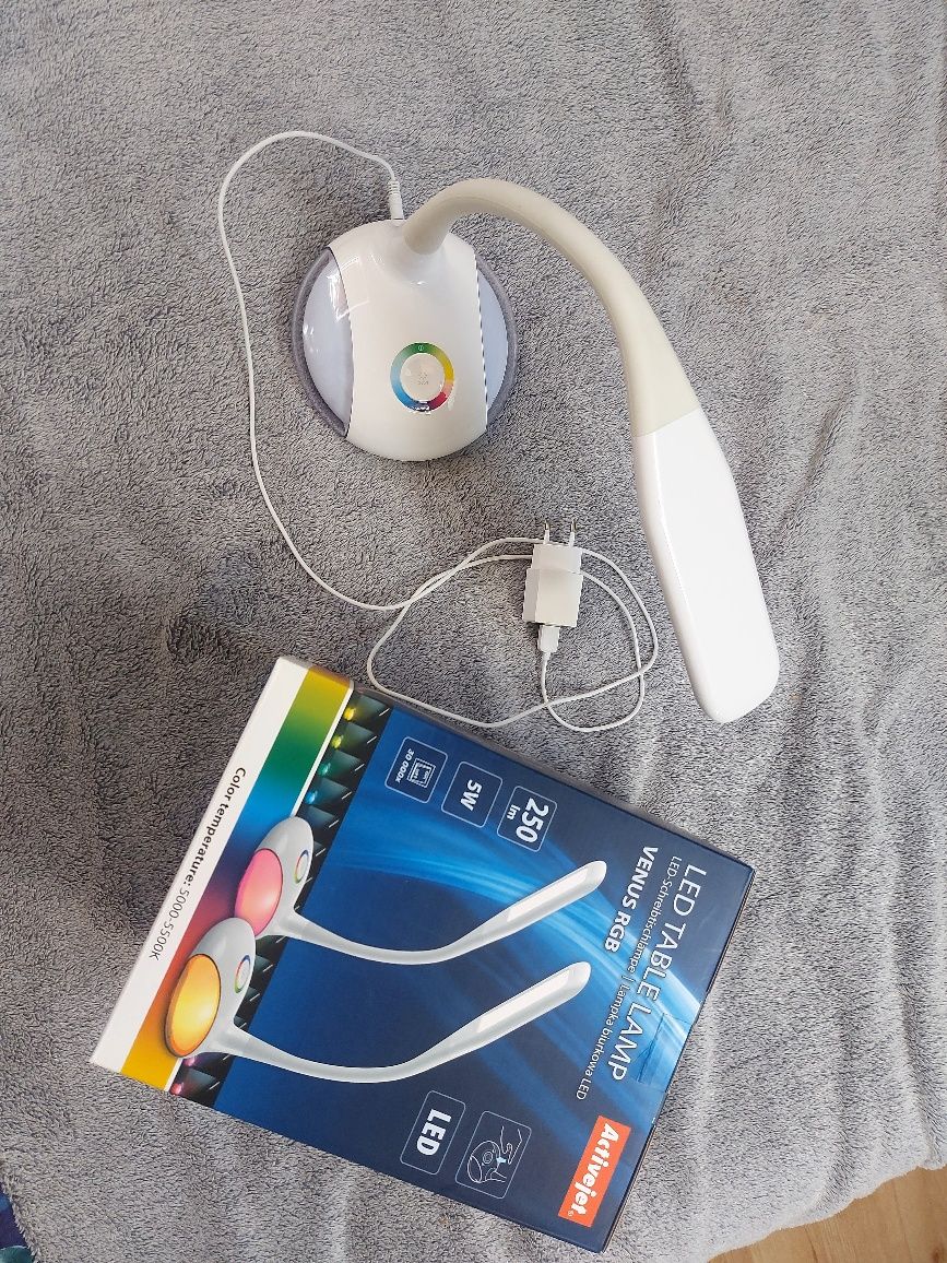 Lampka biurkowa LED AJE-VENUS RGB Biała