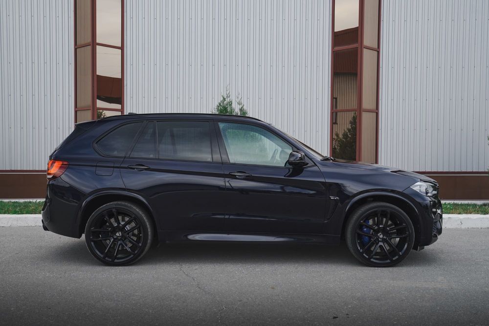 Продам автомобиль Bmw X5 F15 50D