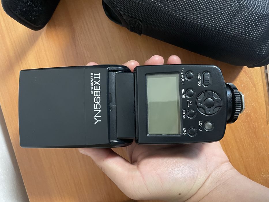 Yongnuo 568EX II спалах в ідеальному стані