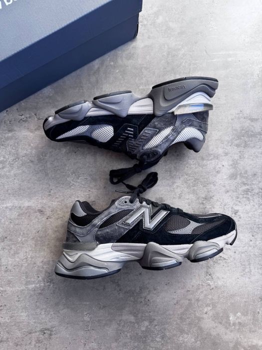 Кросівки New Balance 9060 / 39.5