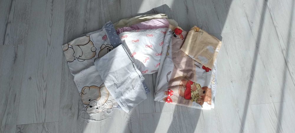 Pościel do łóżeczka