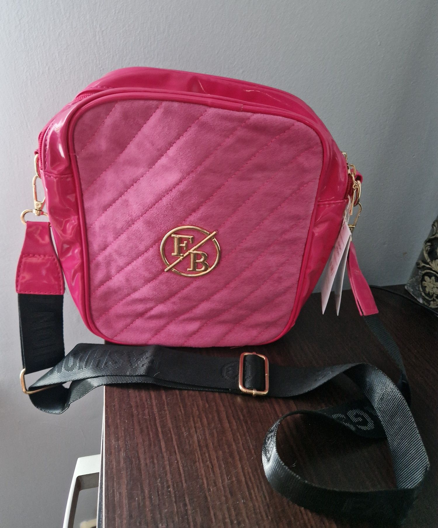 Sprzedam torebkę damską Fashion Bags Nowa