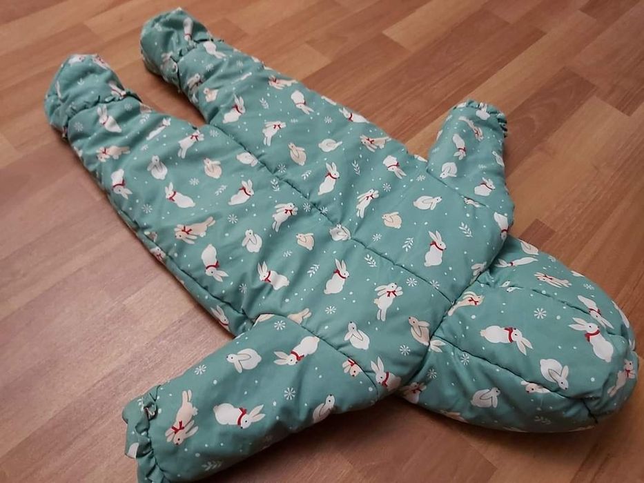 Комбінезон на дівчинку