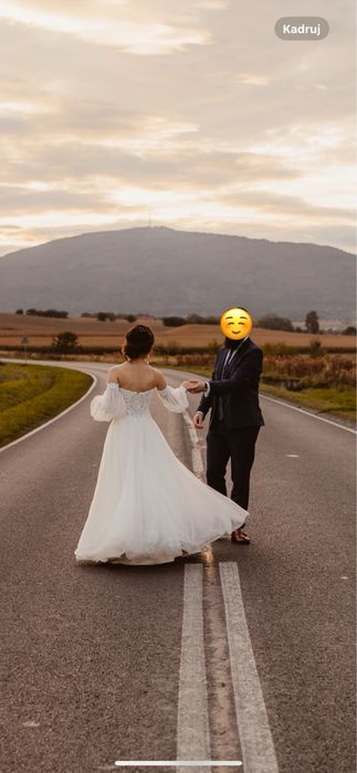 Suknia ślubna Agnes Boho rękawki