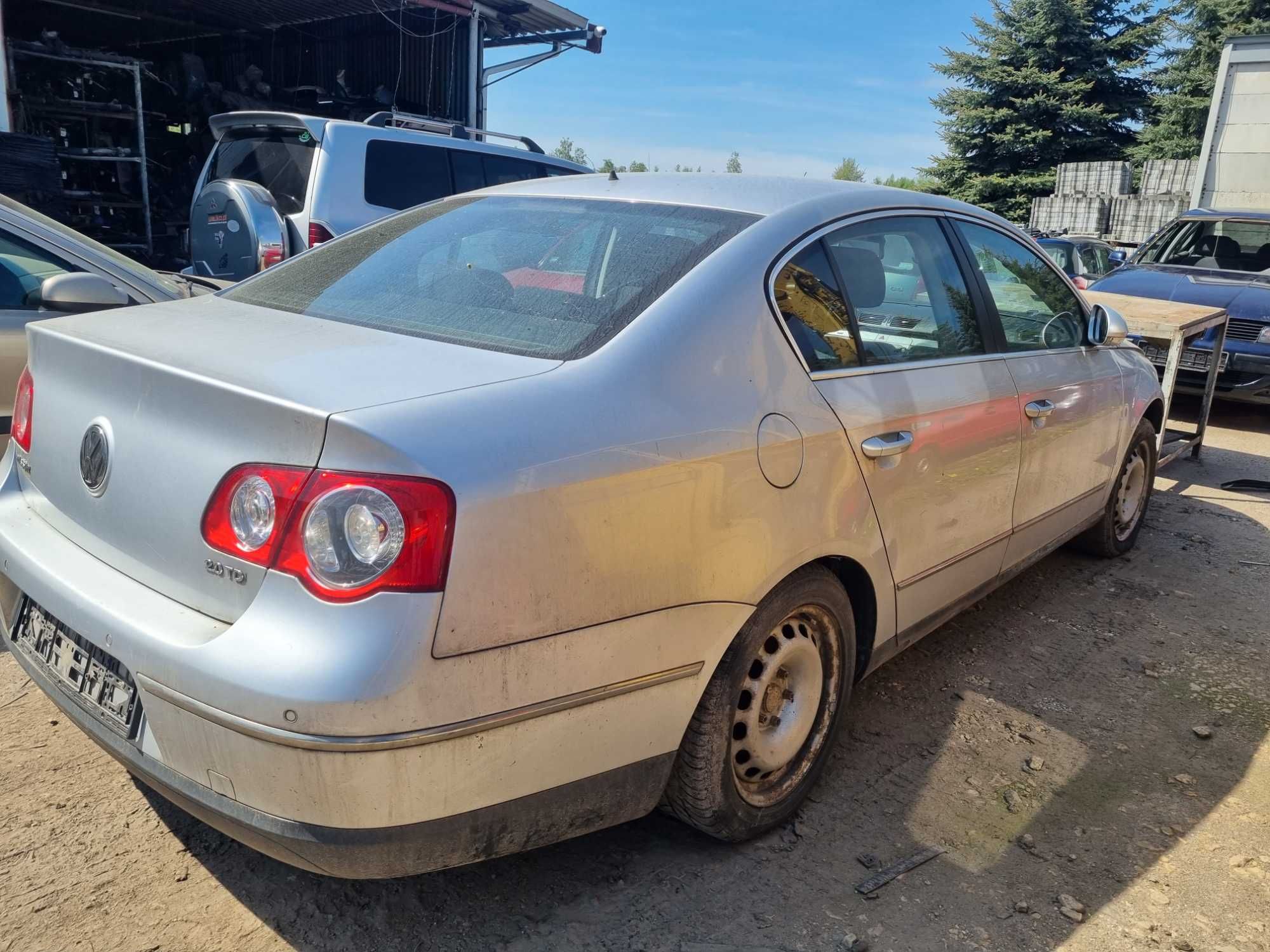 Vw Passat b6 2,0 122km 2006 sedan na części