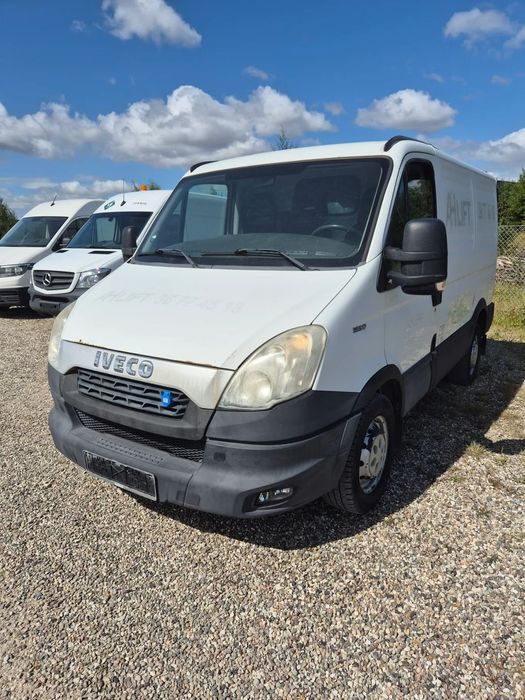 Iveco DAILY 35S17L,  HAK 3500kg vat 23%