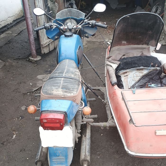 Мотоцикл ІЖ 3 хороший стан з документам!!!и та номерами