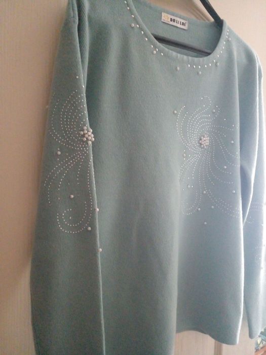 Костюм жіночий. Кофта  трикотажна