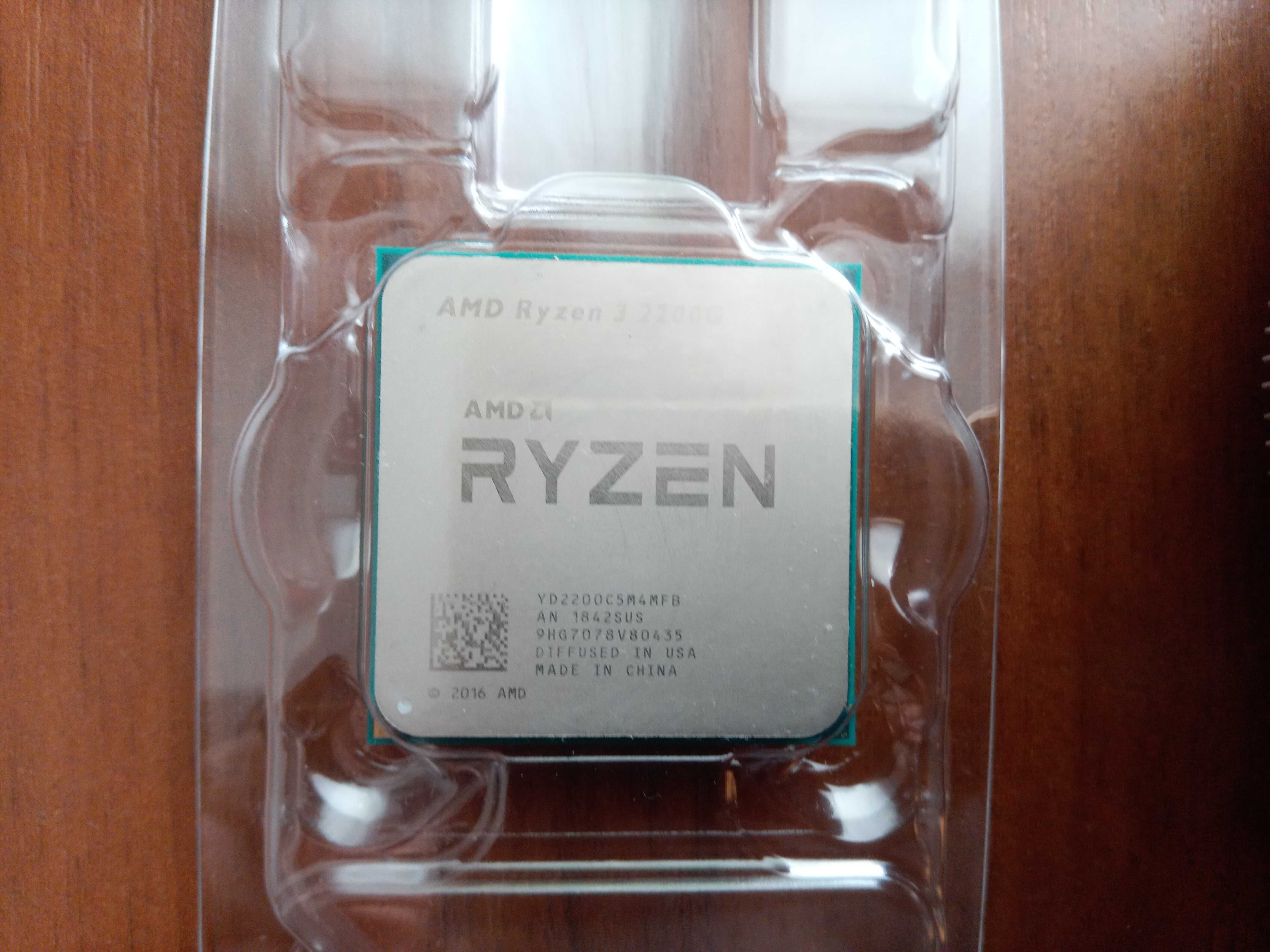 Продам процессор AMD Ryzen 3 2200G