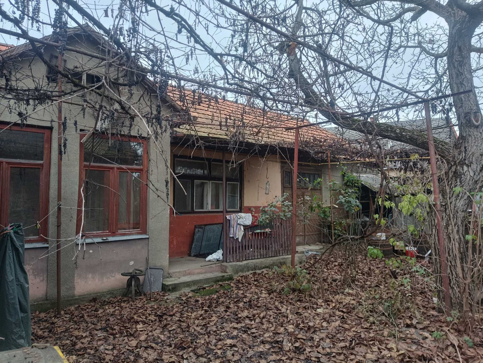 ПРОДАЖ 3-х кімнатного будинку на тихій вулиці за 10 хв ходи від центру