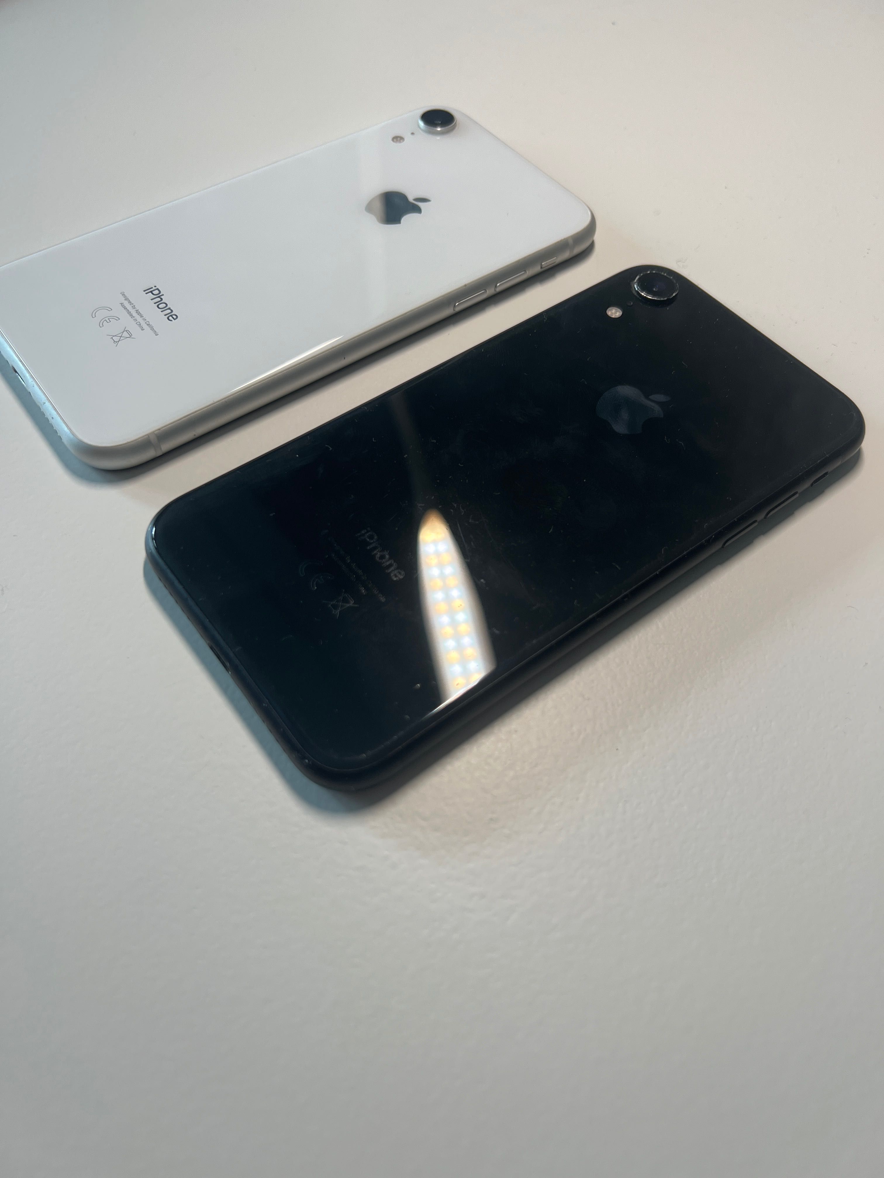 iPhone XR para peças (sem placa)