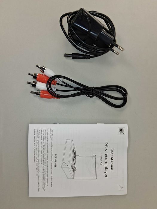 C228 Retro Odtwarzacz Muzyczny A6 z USB i Głośnikami Stereo