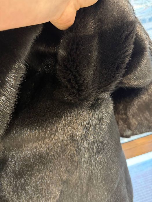 Чёрная норковая шуба