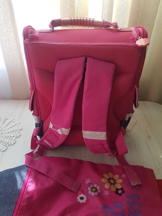 Шкільний рюкзак в доброму стані