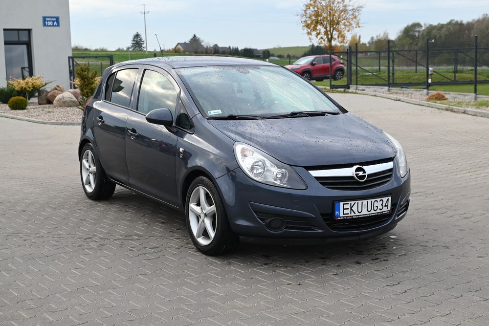 Opel corsa 2010 1.4