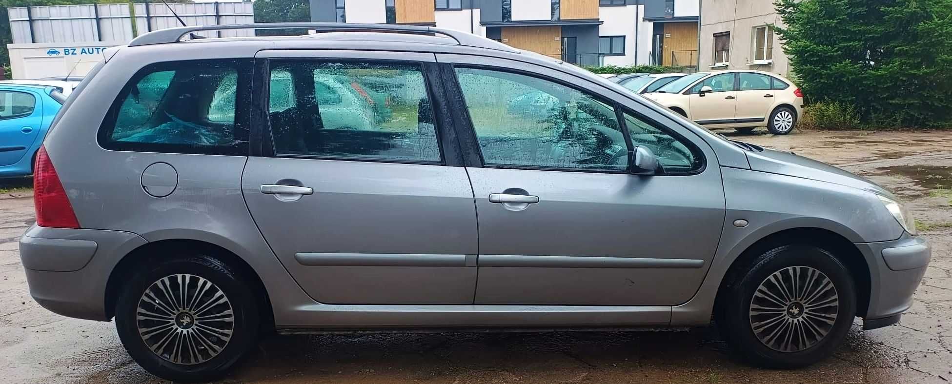 307 SW 1.6 ben niski przebieg nowe sprzęgło brak rdzy panorama klima