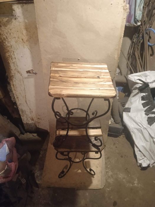 Ковані табуретки