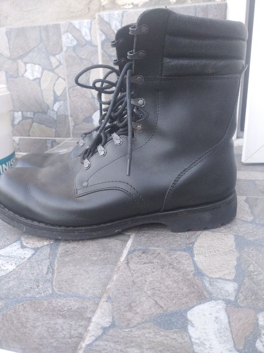 Берці шкіряні демісезонні 47-48 розмір