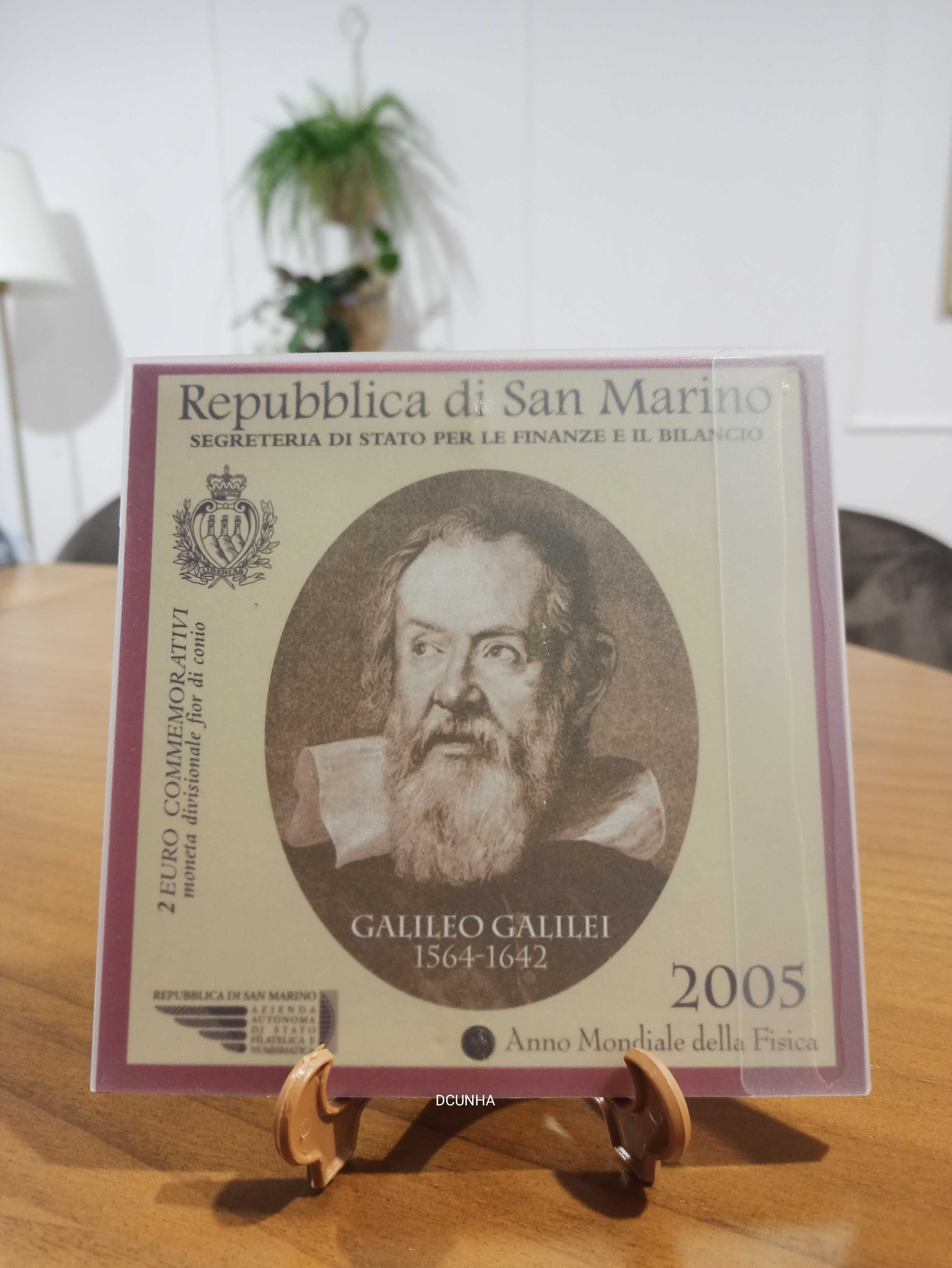 Moeda comemorativa 2 euros San Marino 2005 Galileu