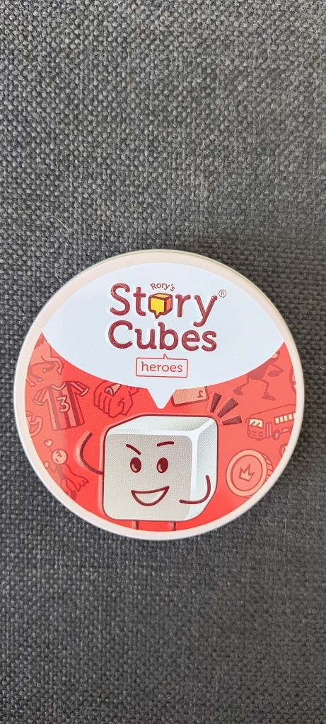 Story cubes Heroes