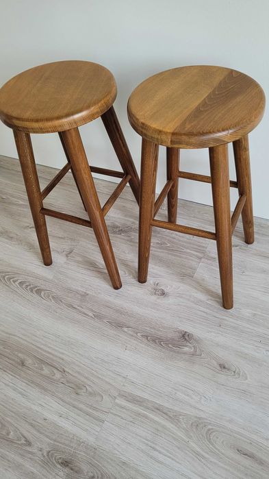 Hoker stołek barowy