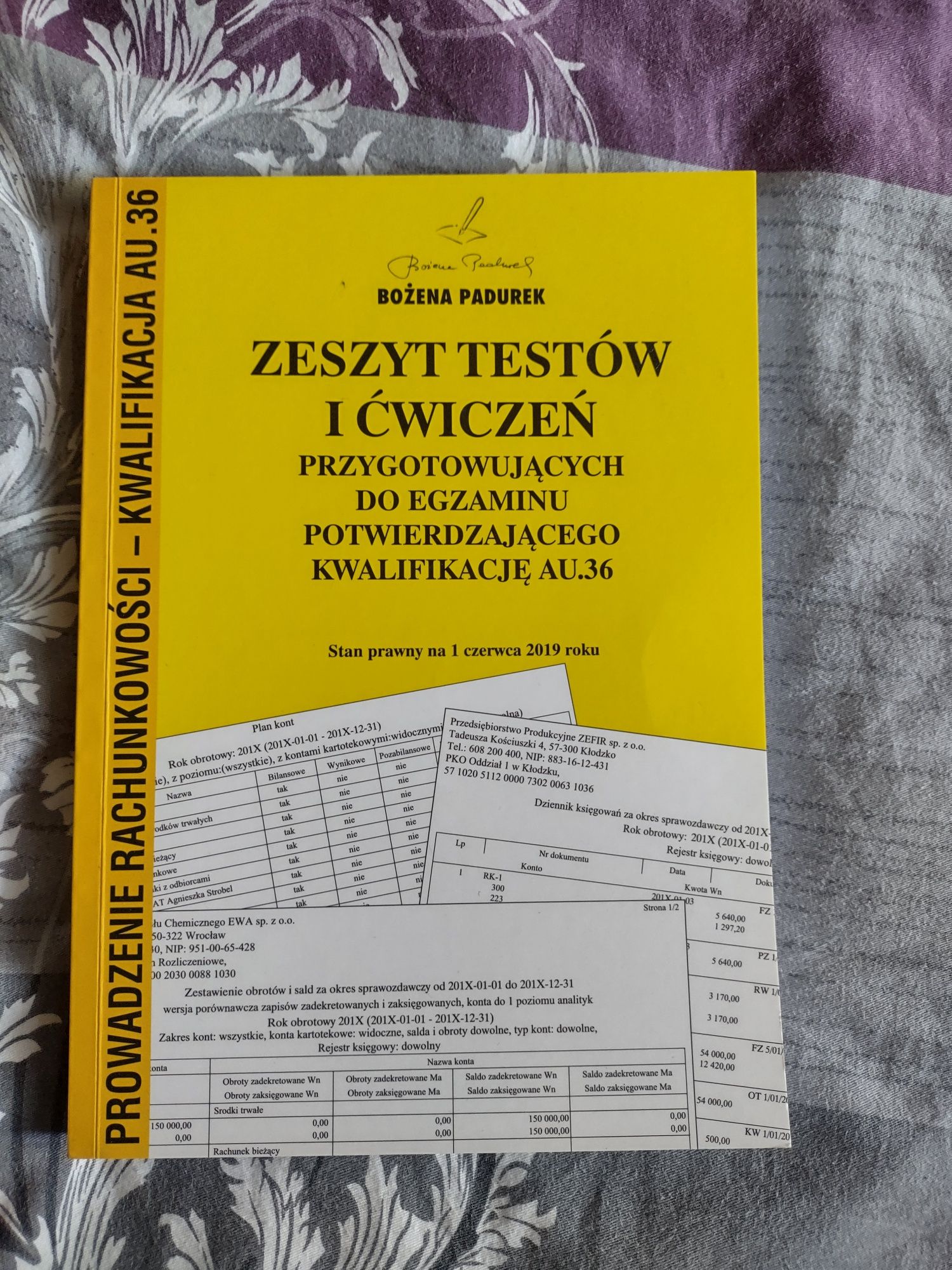 Książka zestaw testów i ćwiczeń do rachunkowości