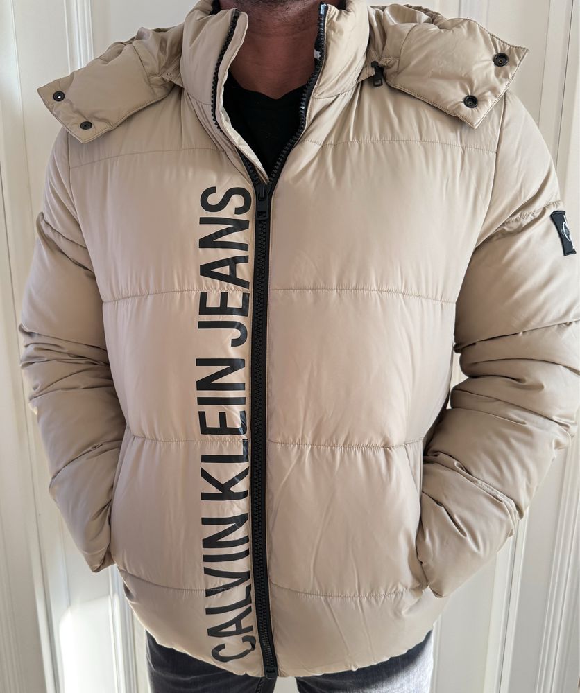 Beżowa zimowa kurtka Calvin Klein Jesns Essentials XXL