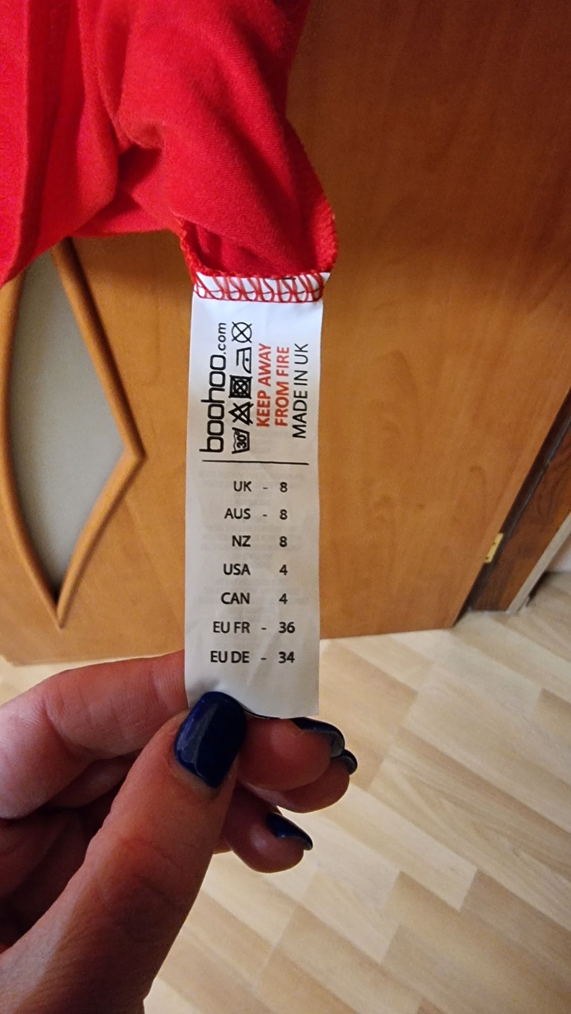 Продам платье   boohoo