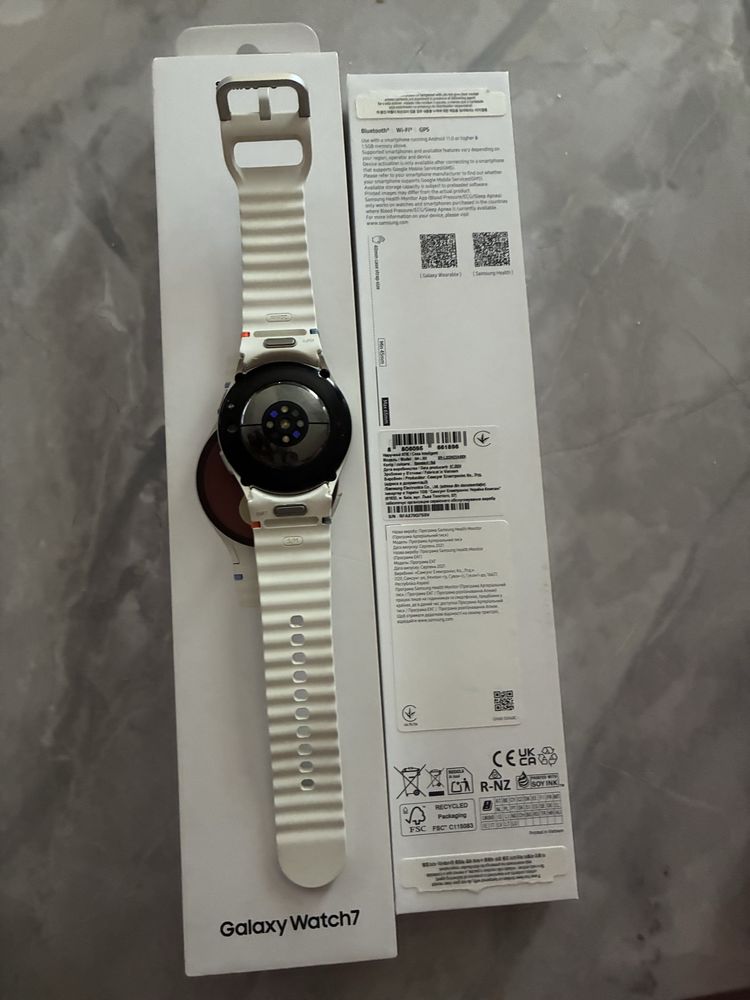 Продам Смарт годинник Samsung Galaxy Watch7 40mm