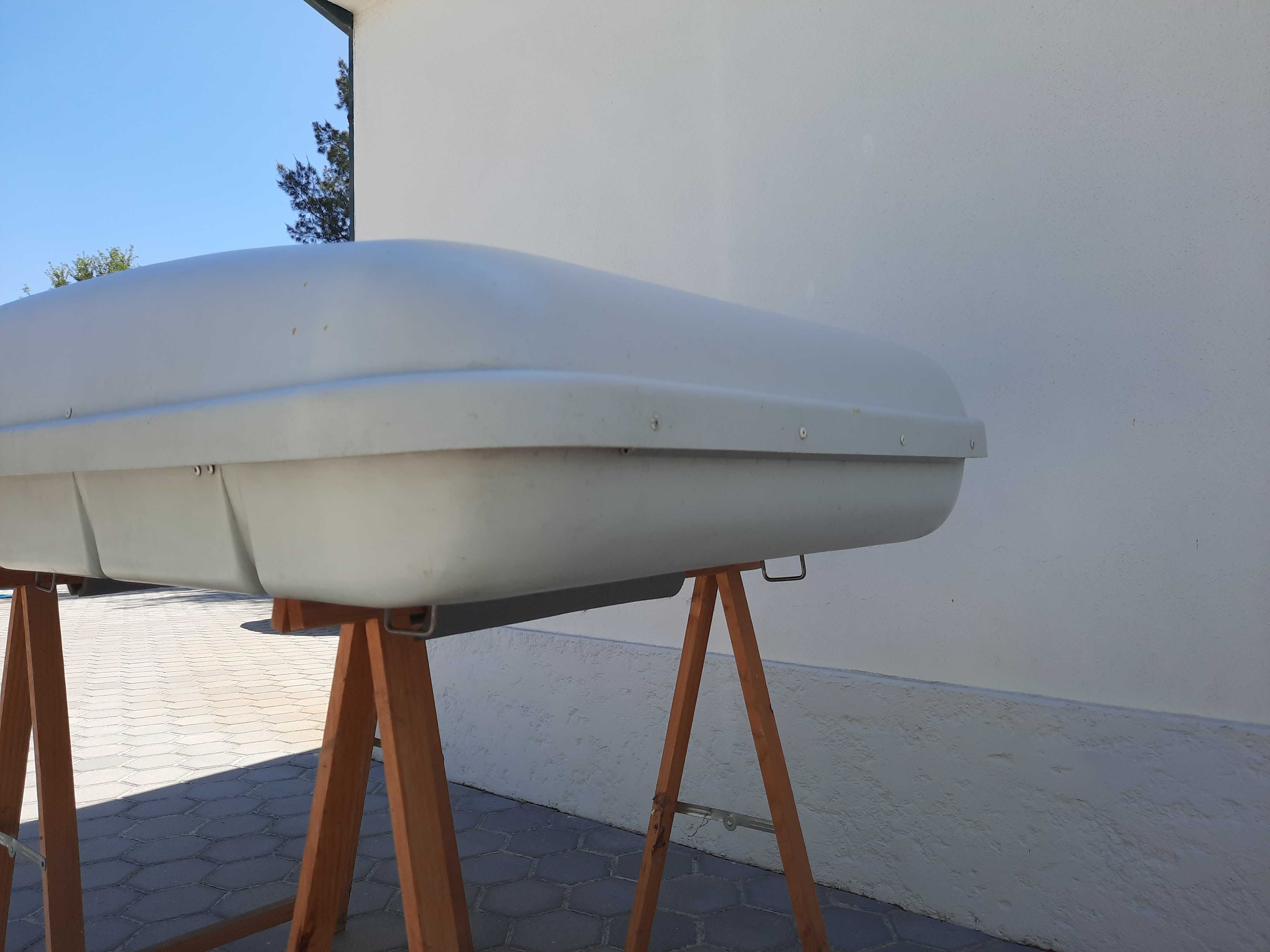 Mala tejadilho 250 litros