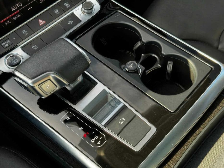 Audi Q7 quattro Premium      2022