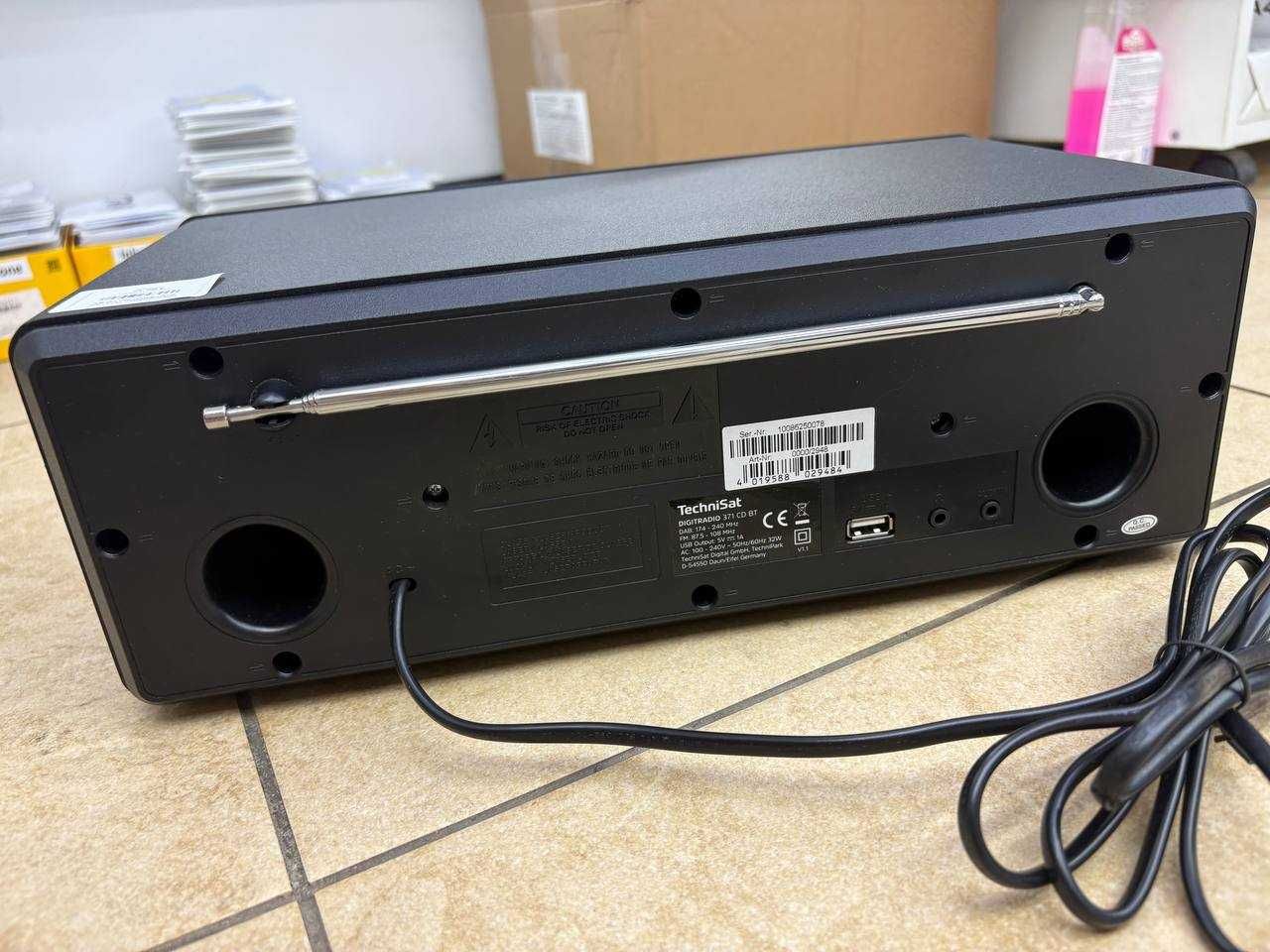 Радіоприймач TechniSat DigitRadio 371 CD BT