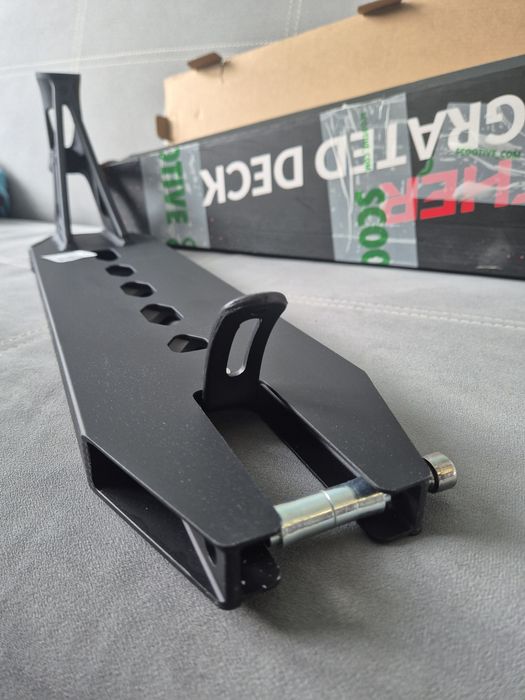 Podest do hulajnogi wyczynowej Striker Aether Black