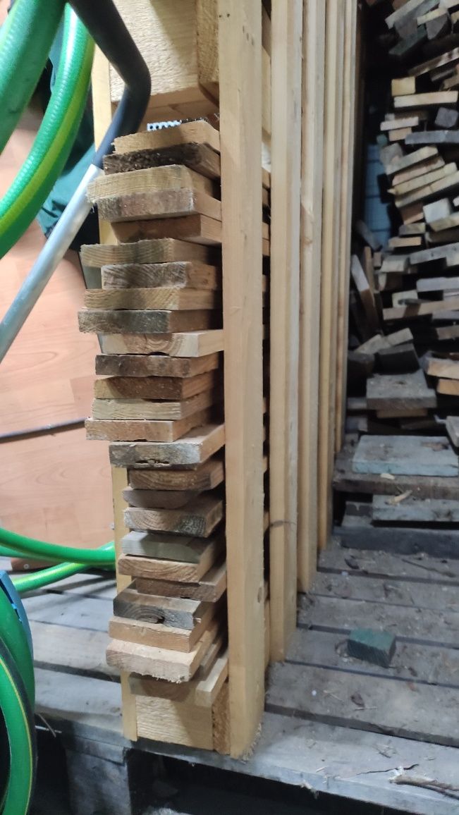 Deski z palet suche czyste bez gwoździ