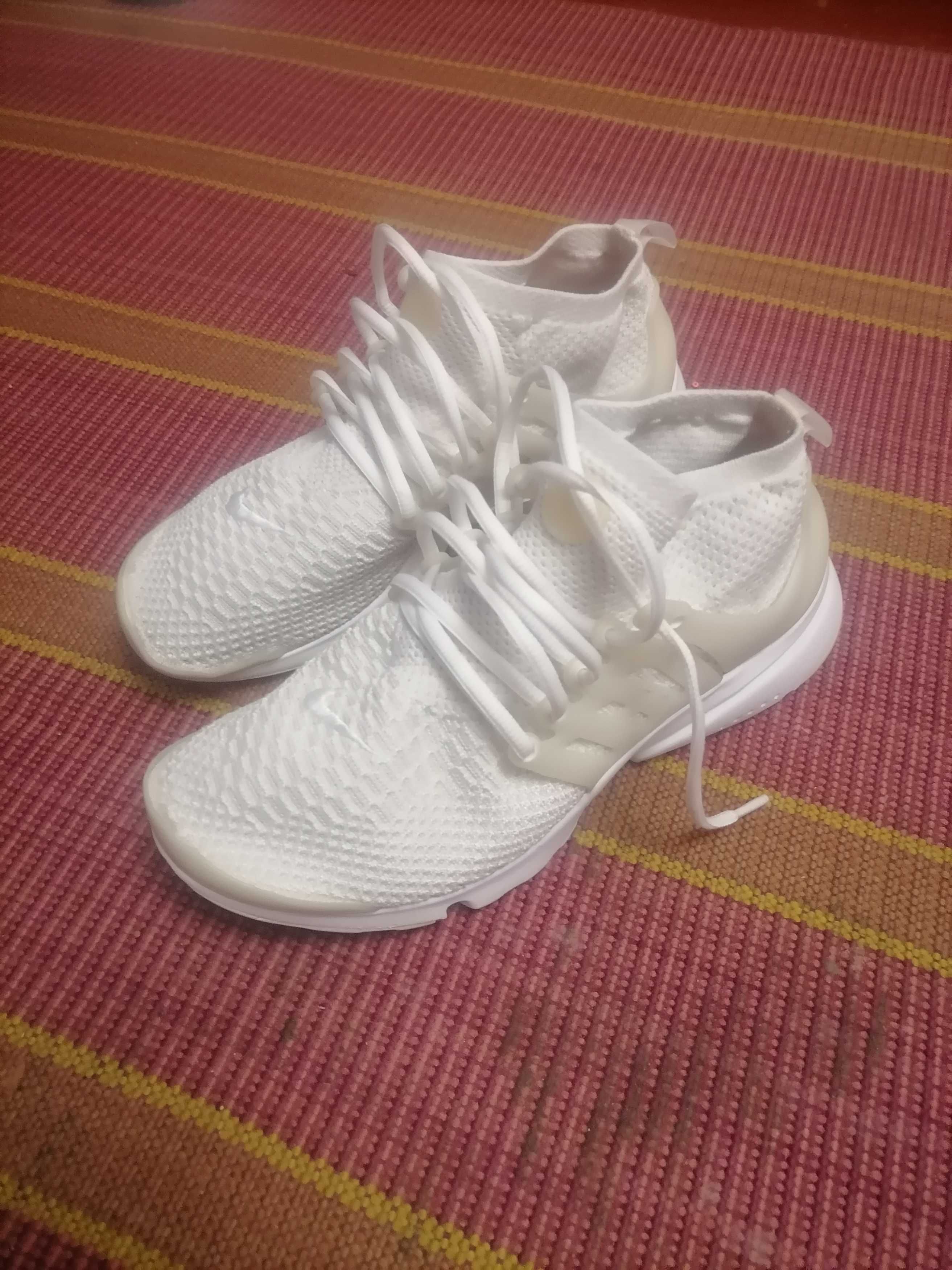 Кросівки Найк  AIR max Presto 43 р. 27 см.