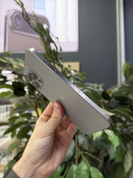 iPhone 15 Pro Max 256GB Natural Titanium